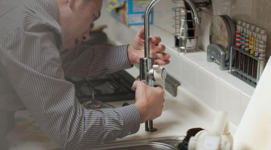 Expert burst pipe repair services in Waldo, KS